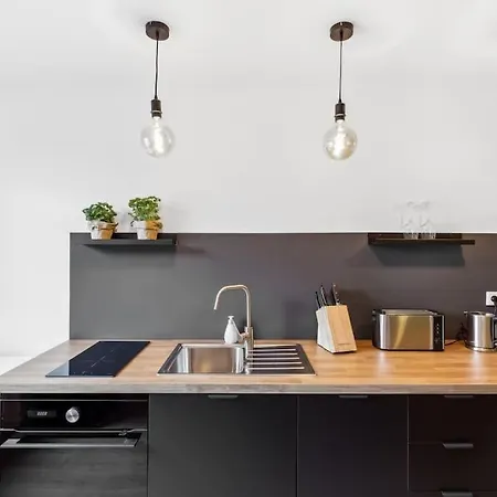 Apartment Zentrale Lage & Perfekter Komfort! *