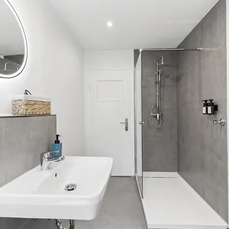 公寓 Zentrale Lage & Perfekter Komfort! 杜伊斯堡